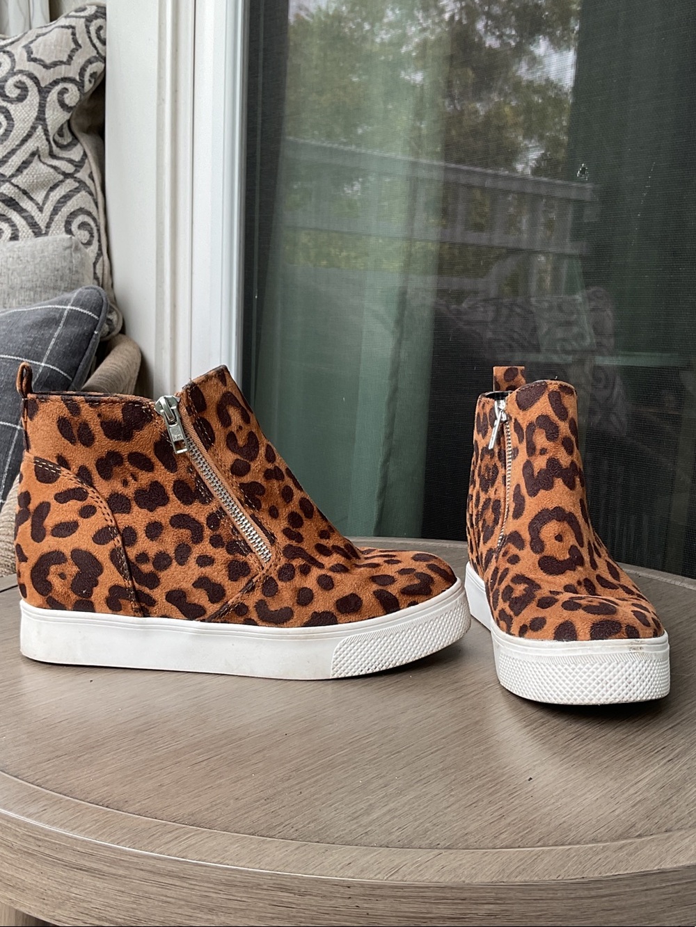 Time and Tru Leopard Print Wedge Sneakers in Brown and Black, Size 6